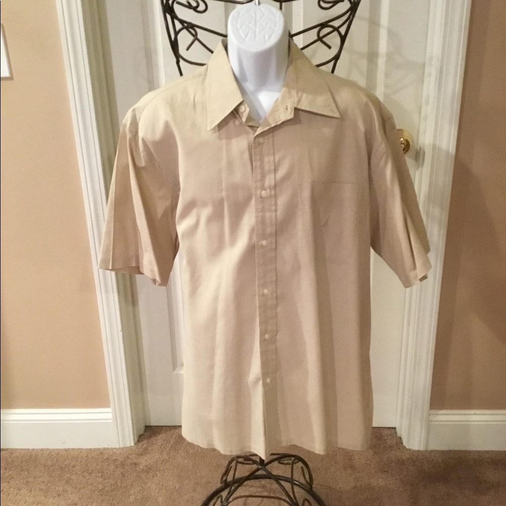 MENS SHORT-SLEEVE SHIRT